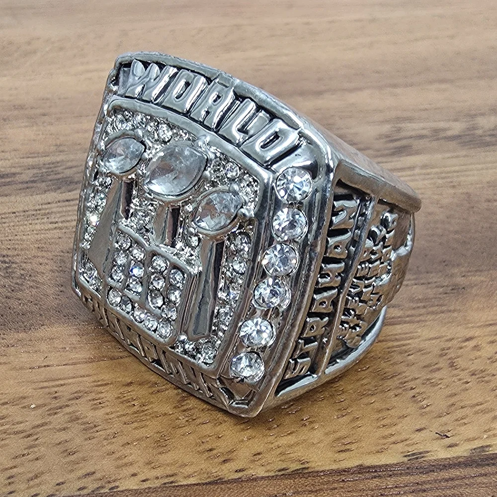 New York Giants Championship Ring Size 11 NY Strahan Silver 2007 08 Suoerbowl‎